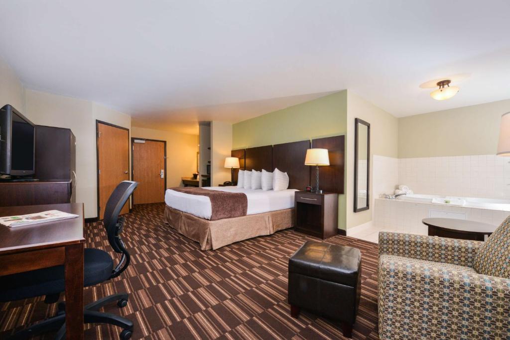 Hot Tub (Jacuzzi) - Photo 2