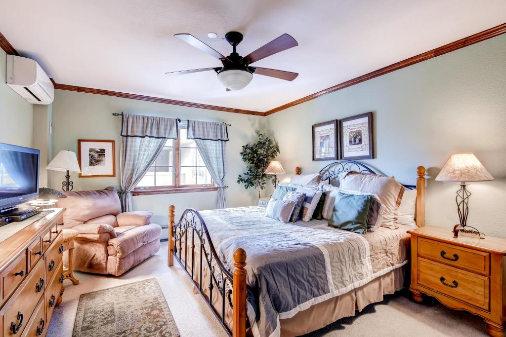 St. James Place - Image 5