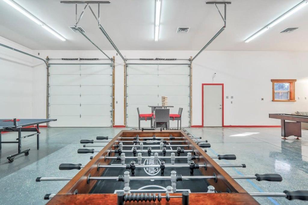 Colorado Lux Private Cabin Hot Tub Game Room A - Image 4