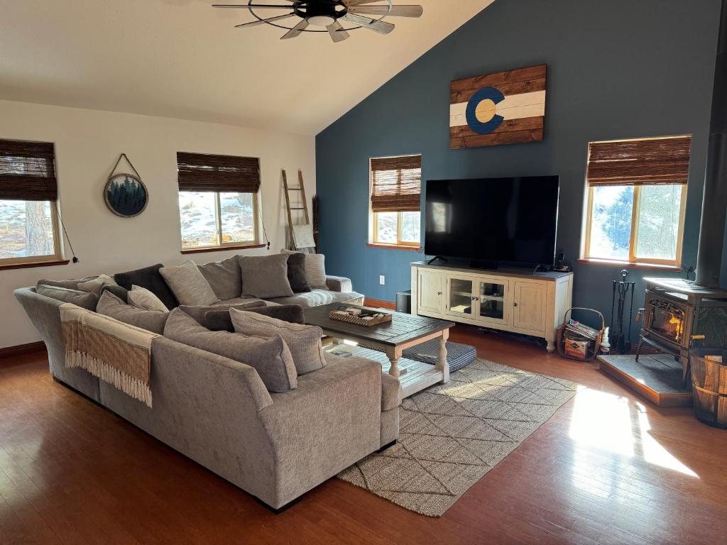 Sunset Grove - Image 5