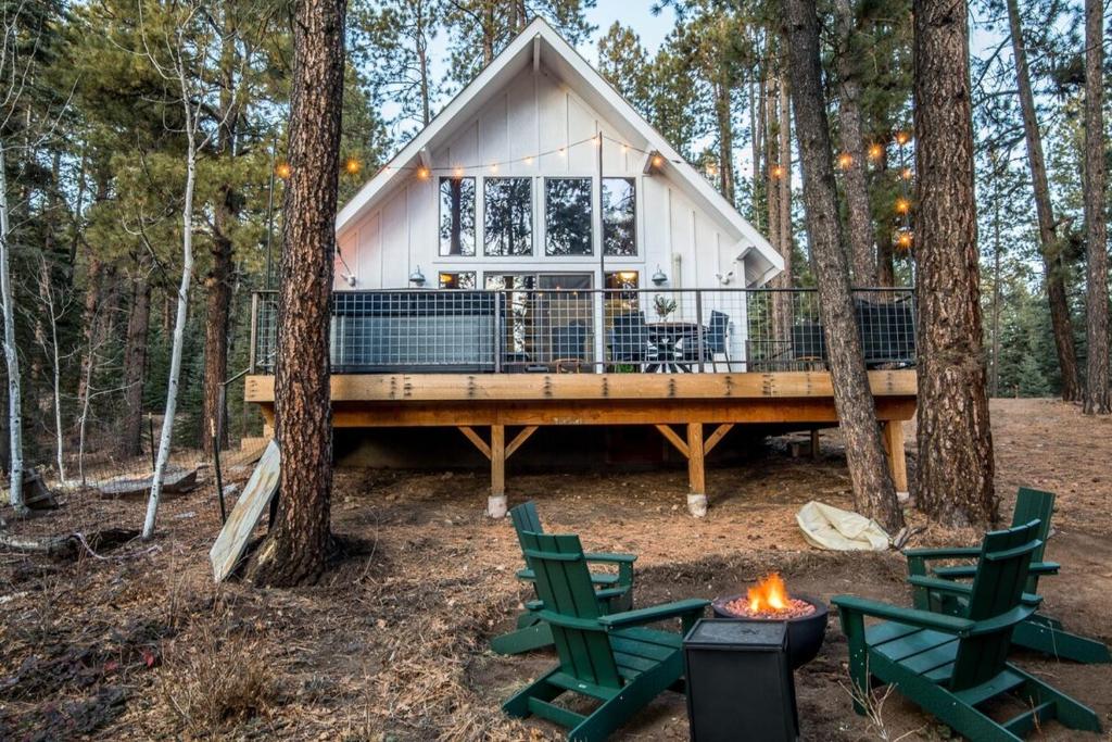 Aspen Chalet Hot Tub, Fire Pit, Games,1-Acre - Image 7