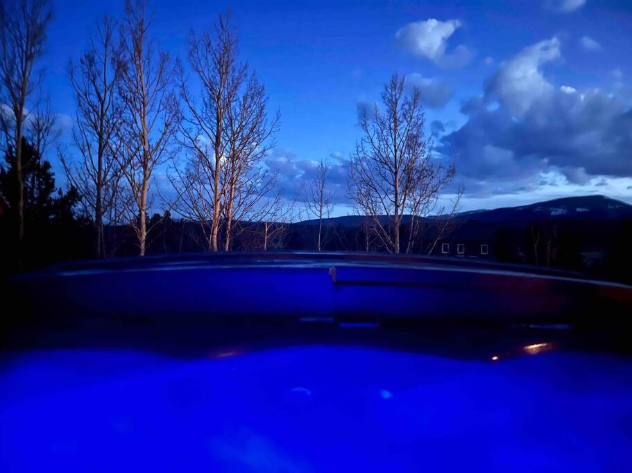 Hot Tub (Jacuzzi) - Photo 3