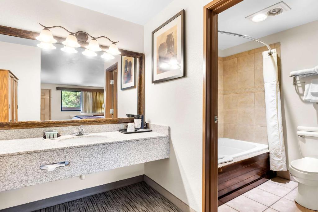 Best Western Grande River Inn & Suites