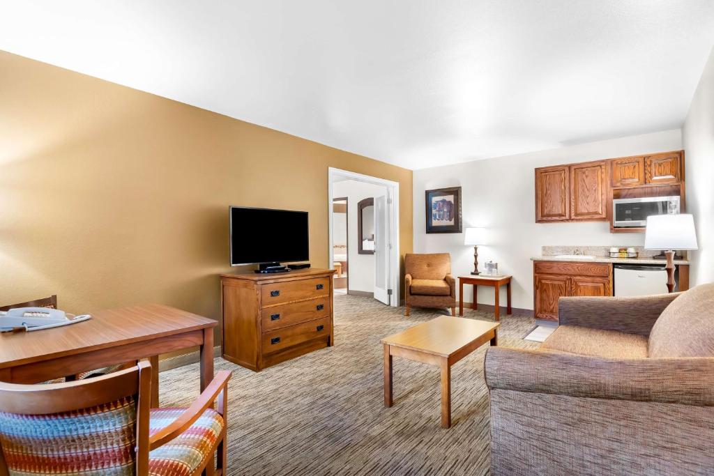 Best Western Grande River Inn & Suites - Image 6