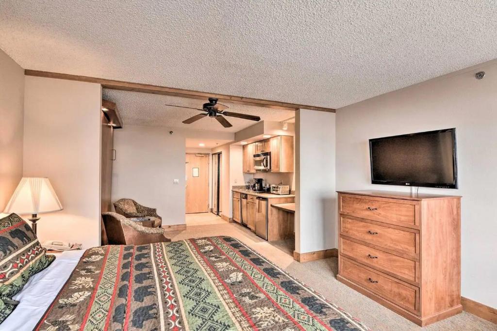 Grand Lodge - Image 6