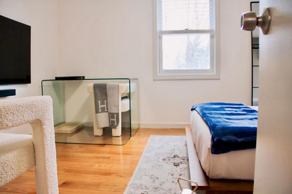 Country House - Image 5