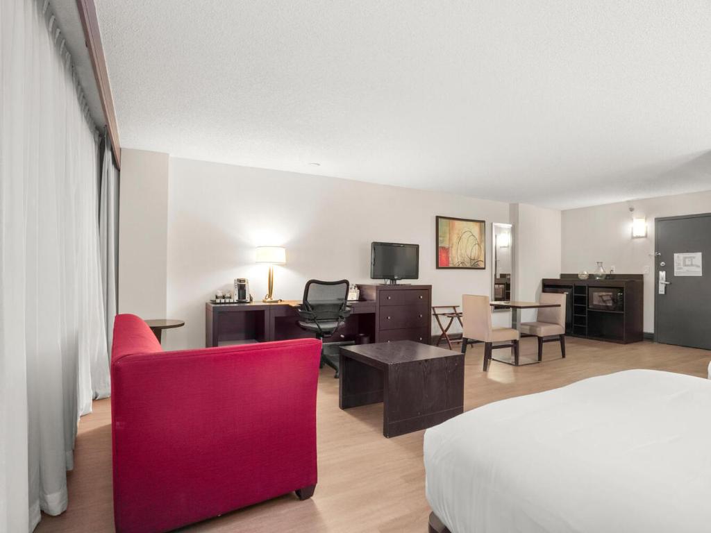 The Armon Stamford Hotel & Conference Center - Image 5