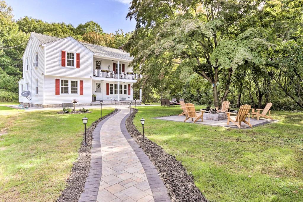 Upscale Waterbury Retreat with Indoor Hot Tub! - Image 6