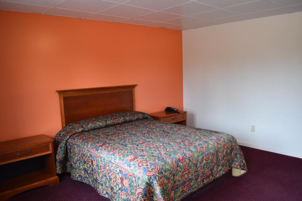 PLYMOUTH MOTOR LODGE - Image 8