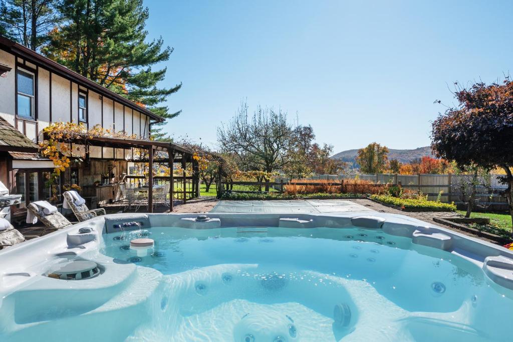 ABC Stay - Connecticut Five Bedroom Home