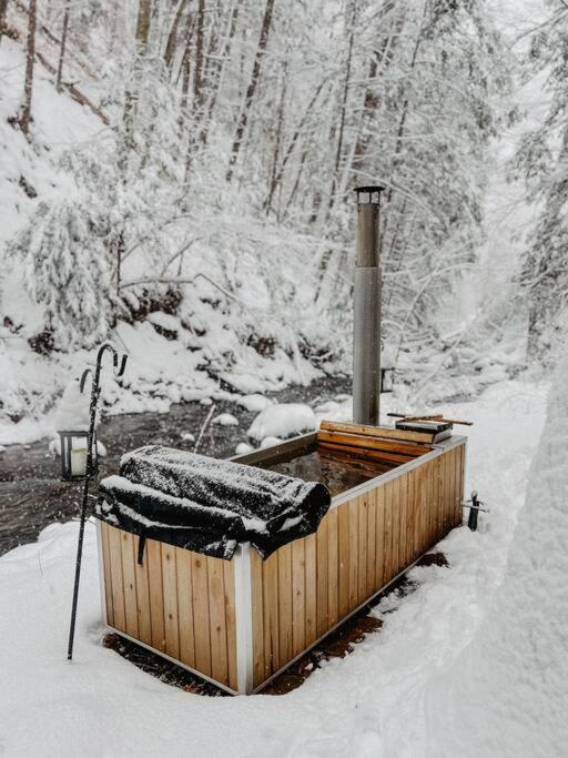 Hot Tub (Jacuzzi) - Photo 5