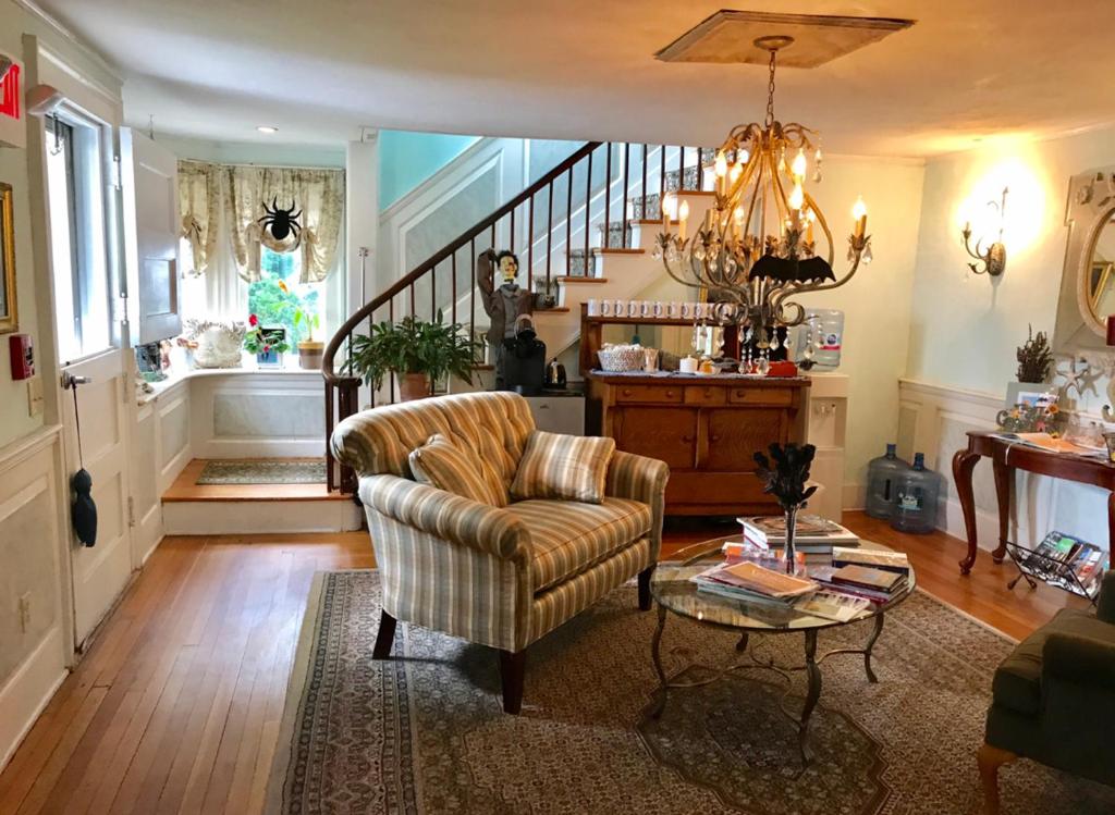 Scranton Seahorse Inn - Image 6