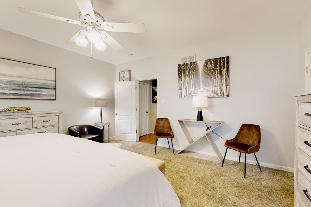 Village of Old Landing - 1 Wanoma Cir - Image 7