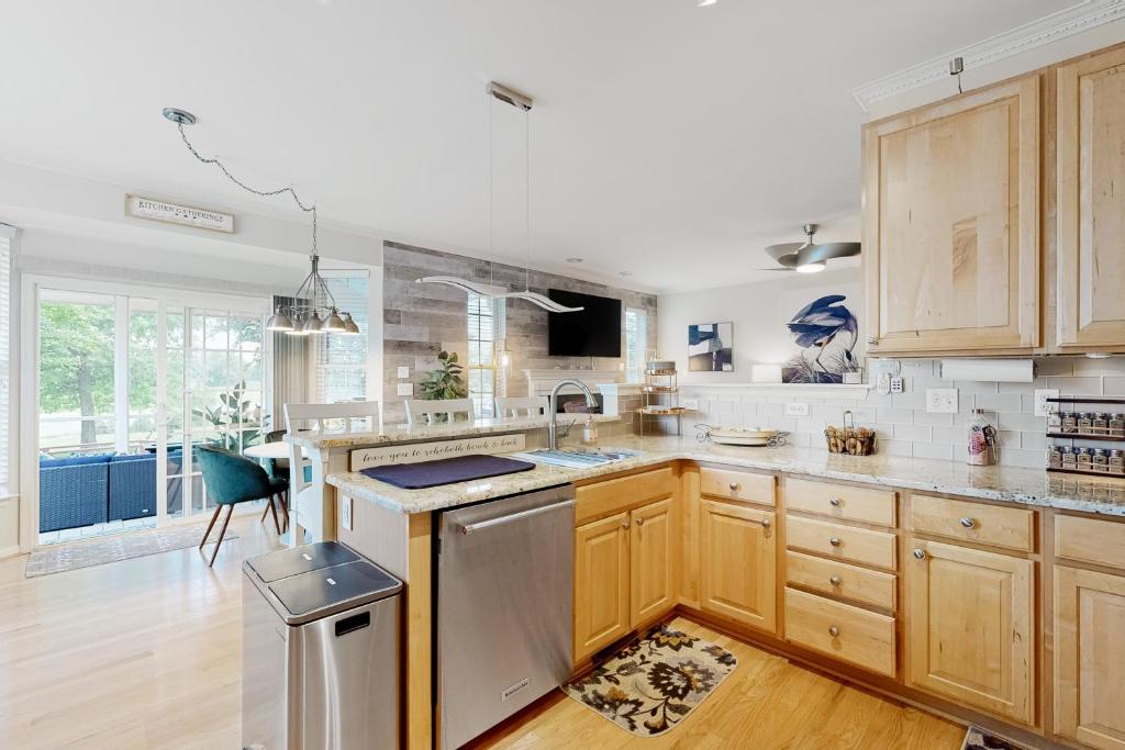 Village of Old Landing - 1 Wanoma Cir - Image 4