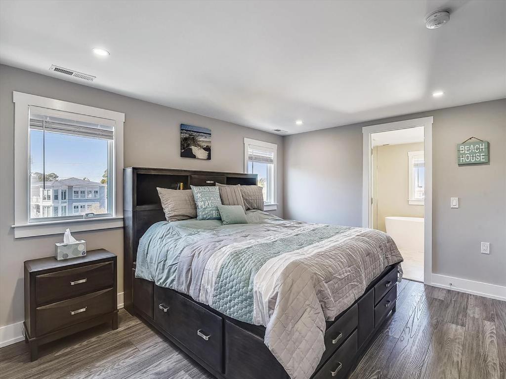 Hot Tub (Jacuzzi) - Photo 3