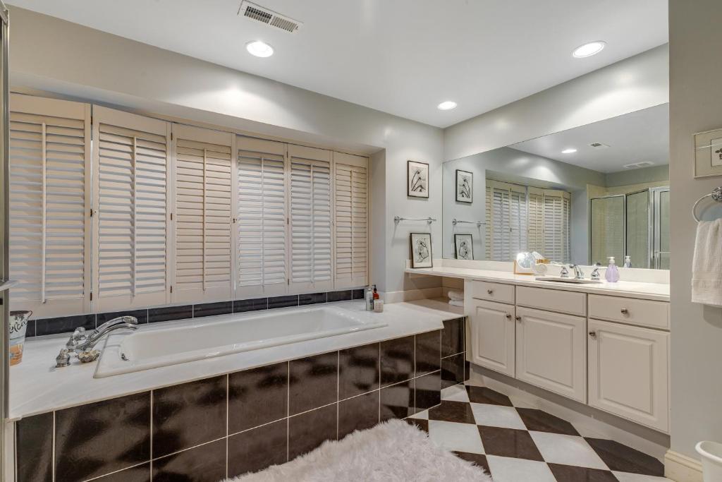 Cotton Patch Hills --- 29532 North Cotton Way