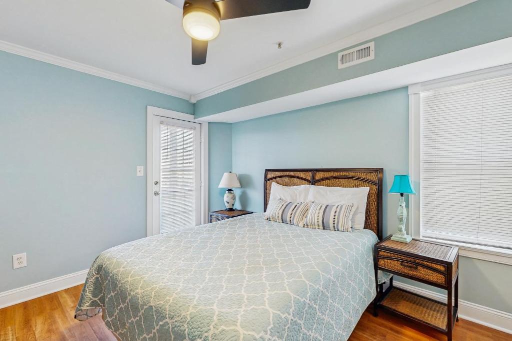 Edgewater Acres --- 39157 Garfield Ave - Image 7