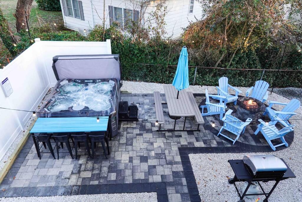 Family Paradise! HotTub/EV/4bd3ba/3.7mi to beach