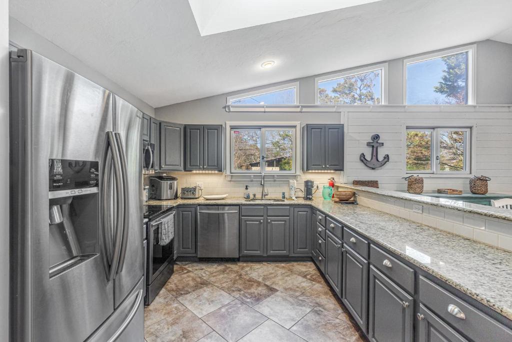 Hot Tub (Jacuzzi) - Photo 6