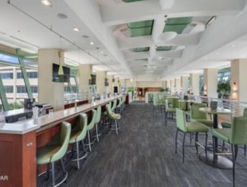 Fabulous Views at Emerald Beach - Image 4