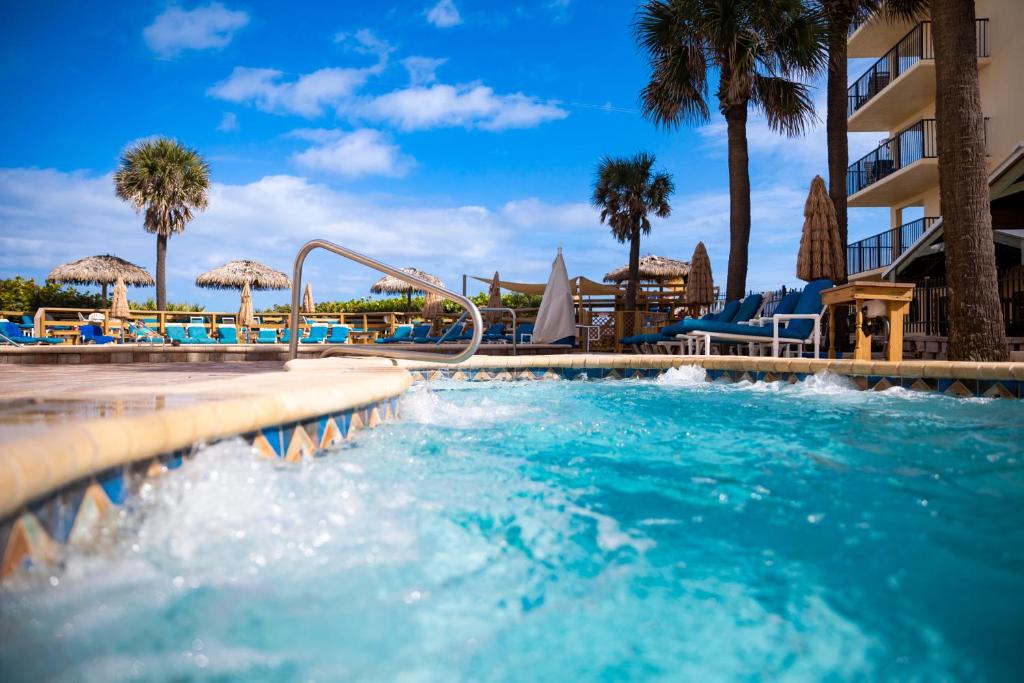 Las Olas Beach Club of Satellite Beach - Image 4