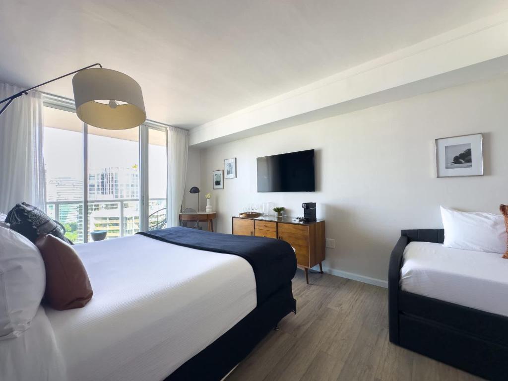 MVR - Limited Bay View Suites-Book Fast - Image 8