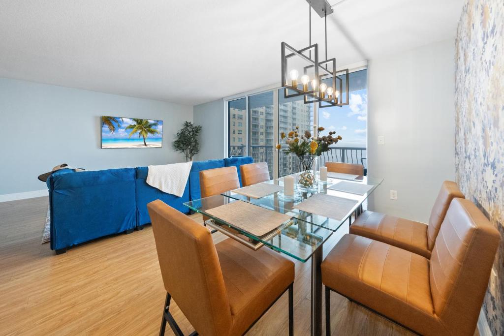 Oceanview Haven Spacious Inviting for 8 Guests - Image 5