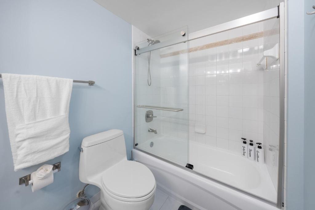 Oceanview Haven Spacious Inviting for 8 Guests