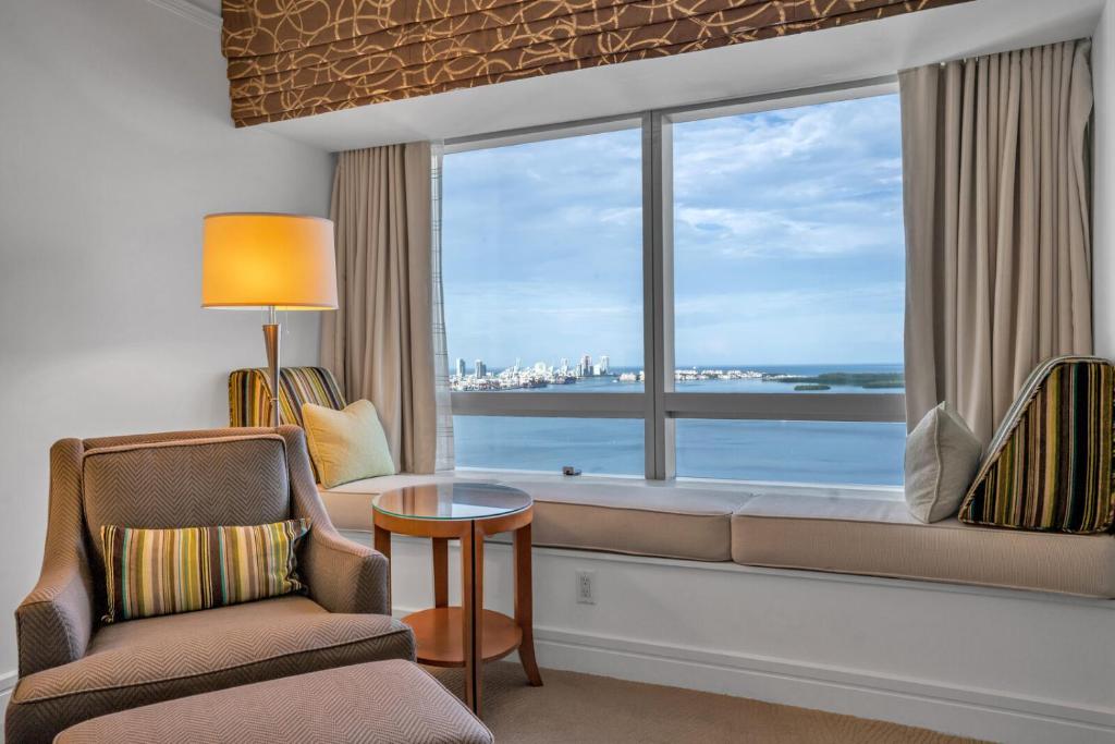 Four Seasons Miami Two Bedroom - 2Bath Ocean view Suite - Amazing views - Image 8