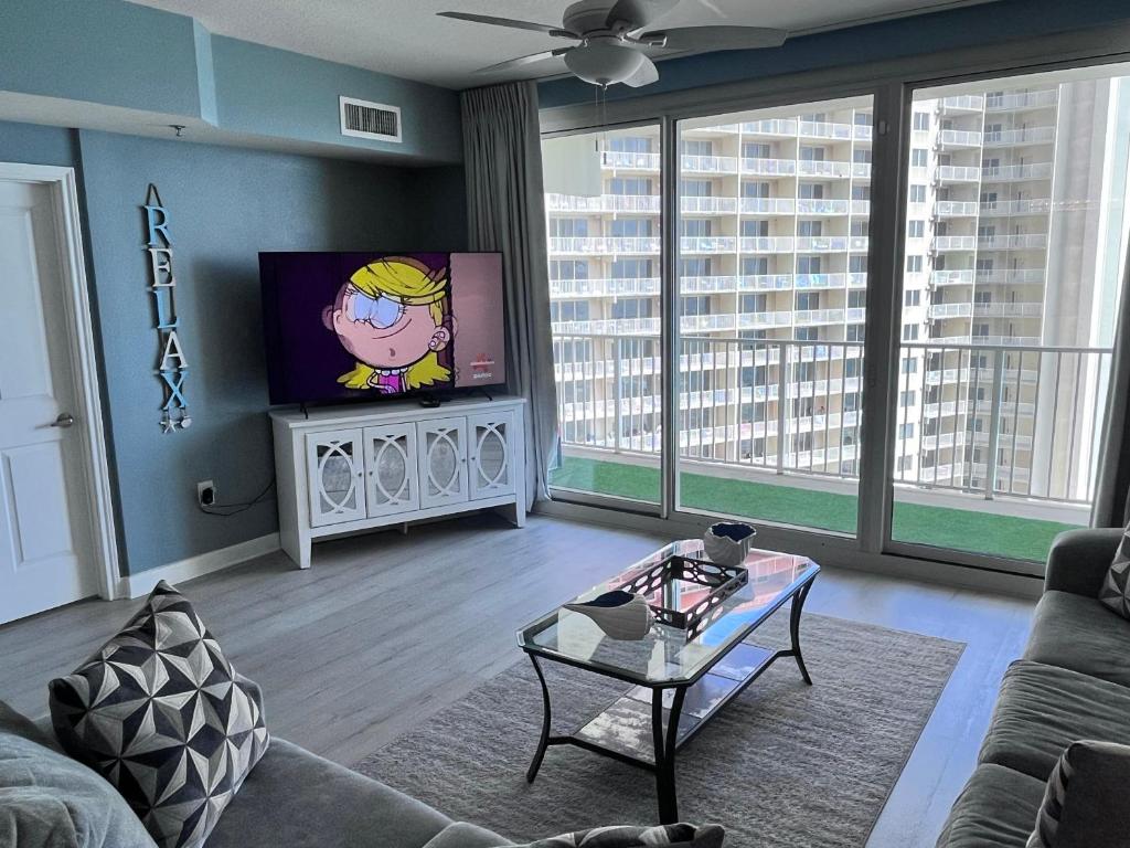 Beach, Sand, Sun & Pool 2BR 2BA Condo - Image 5