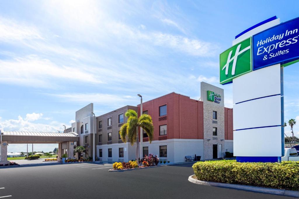 Holiday Inn Express Hotel & Suites Clewiston by IHG - Image 7