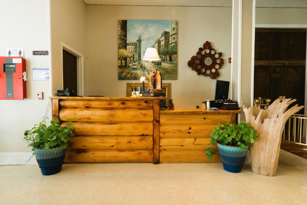 Oak Tree Hotel - Image 5