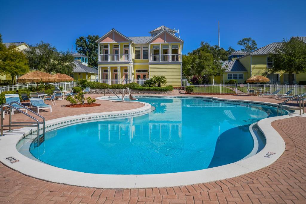 Barefoot'n Resort Kissimmee Orlando