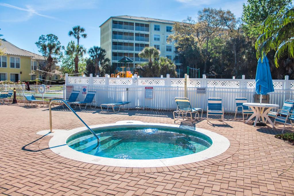 Barefoot'n Resort Kissimmee Orlando