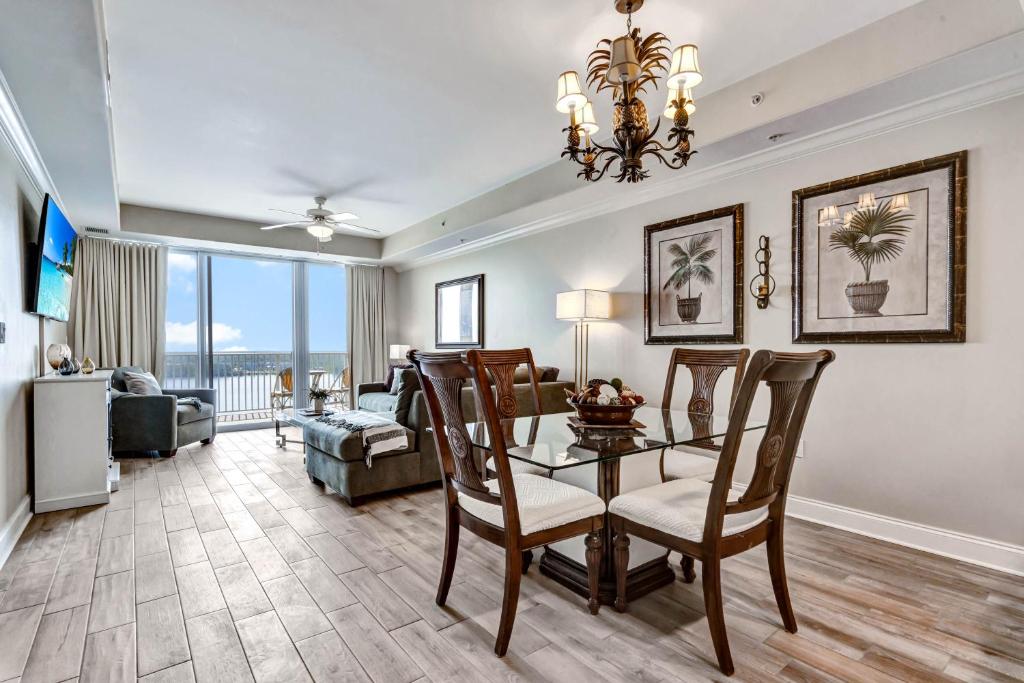 Sunshine Oasis - Orlando Lakefront Luxury - Image 5