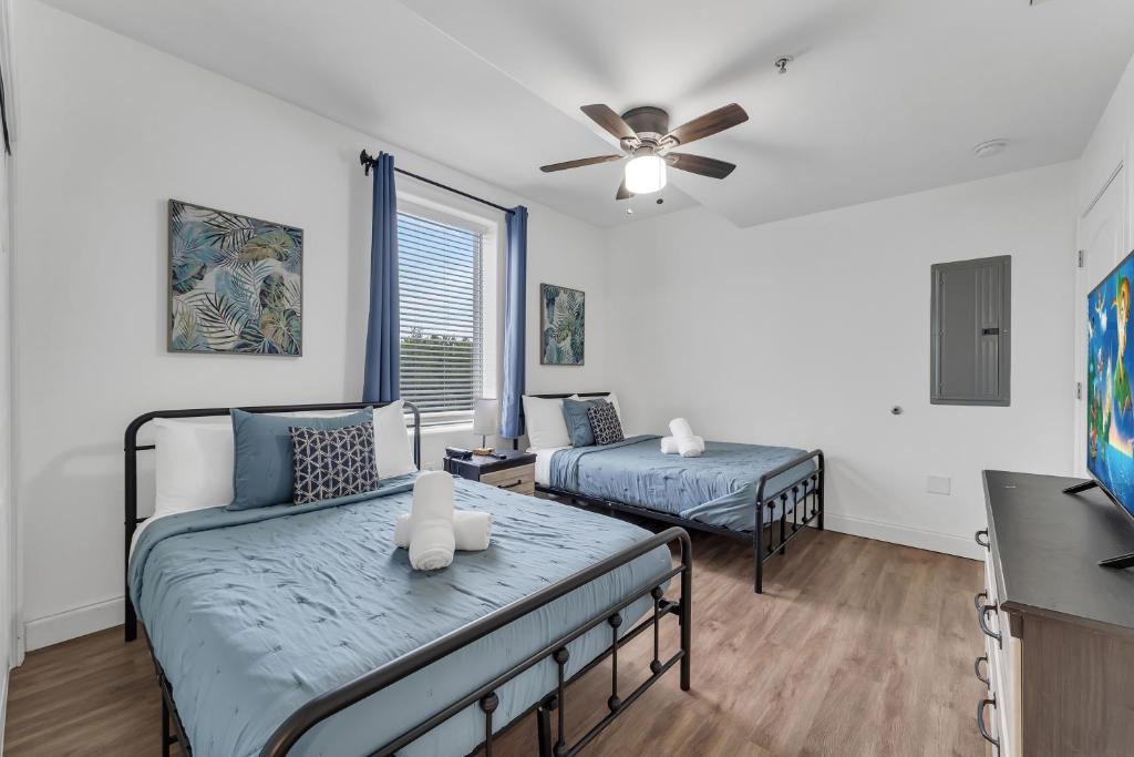 2BR condo minutes to Disney Springs - Image 8