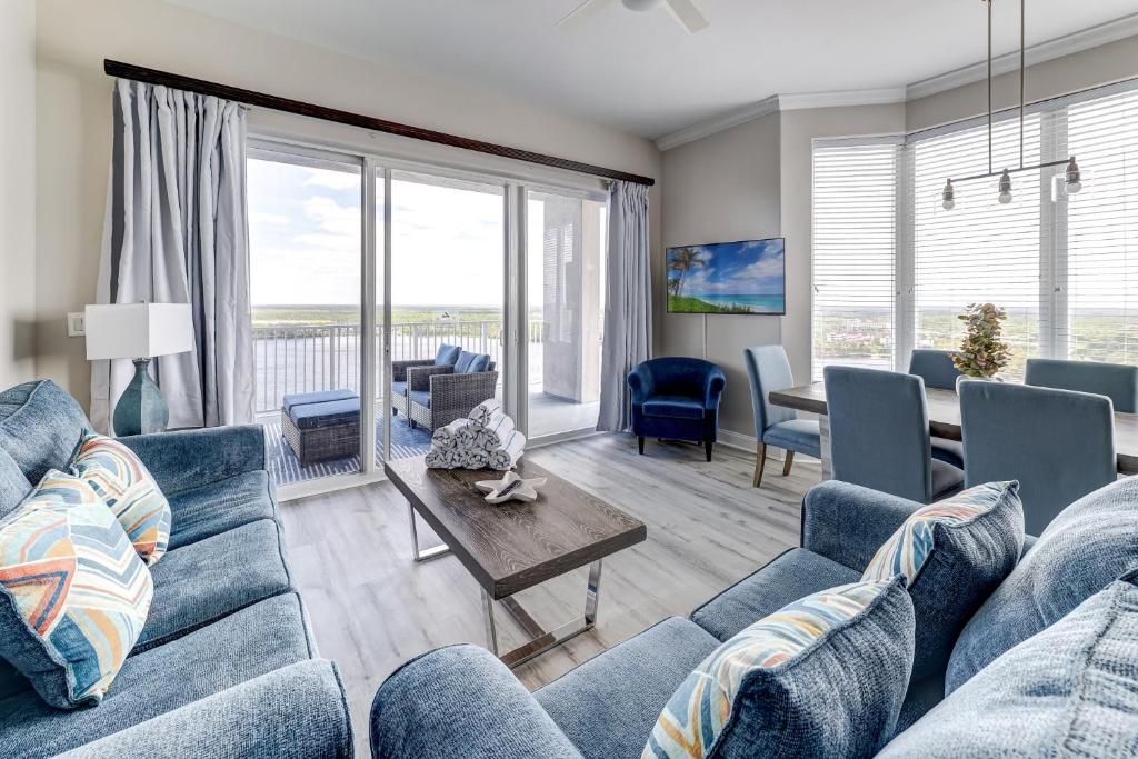 Disney Lakefront Luxury!