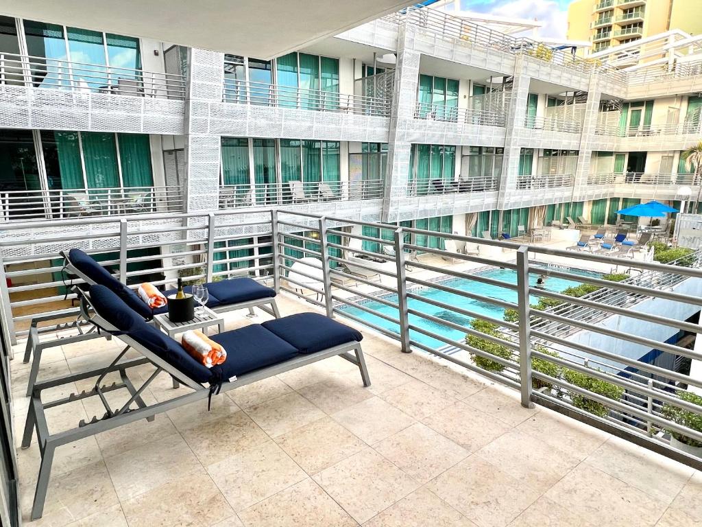 Boutique Suites 3 min walk to beach - Image 7