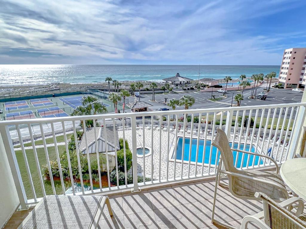 Hot Tub (Jacuzzi) - Photo 5