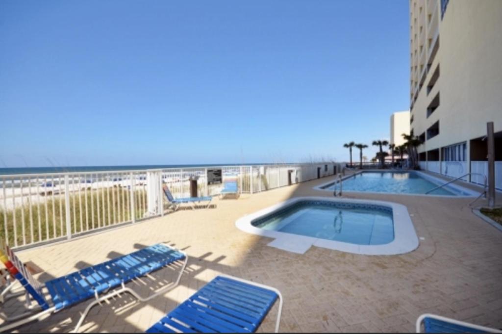 Ocean Reef 2 bedroom/2 bath!