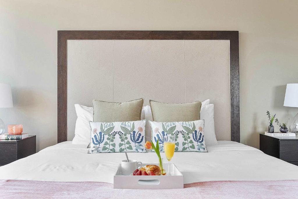 MVR - This Miami Suite Is Built to Impress - Image 5