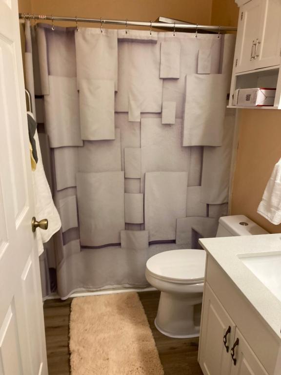 Hot Tub (Jacuzzi) - Photo 2