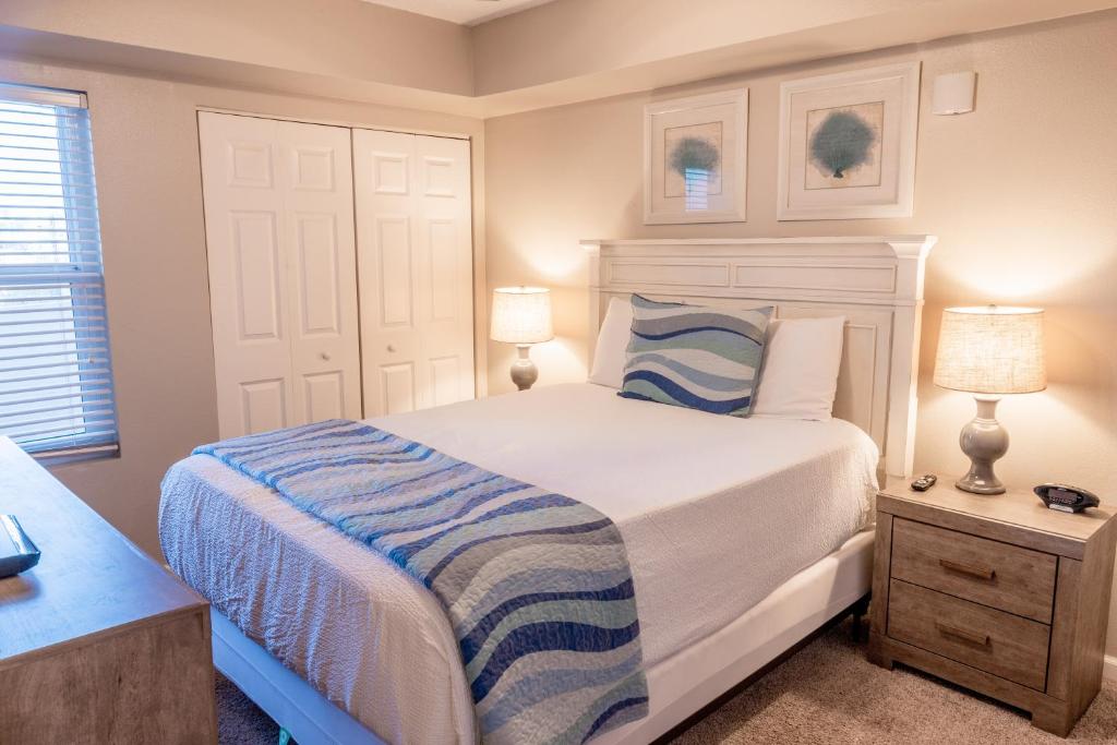 Terrace at Pelican Beach - Image 7