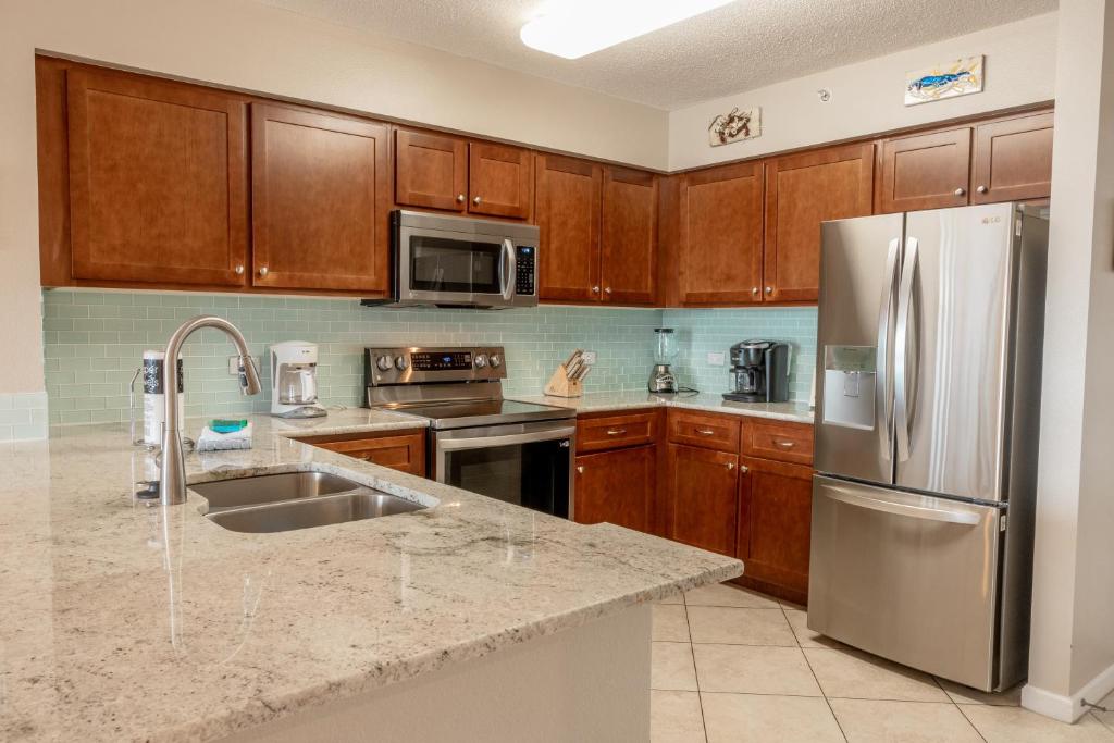 Terrace at Pelican Beach - Image 4