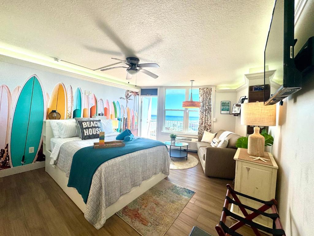 Luxury Beachfront Studio - Private Balcony with Ocean View - Heated Pool - Hot Tub - Tiki Bar - Sauna - Image 7