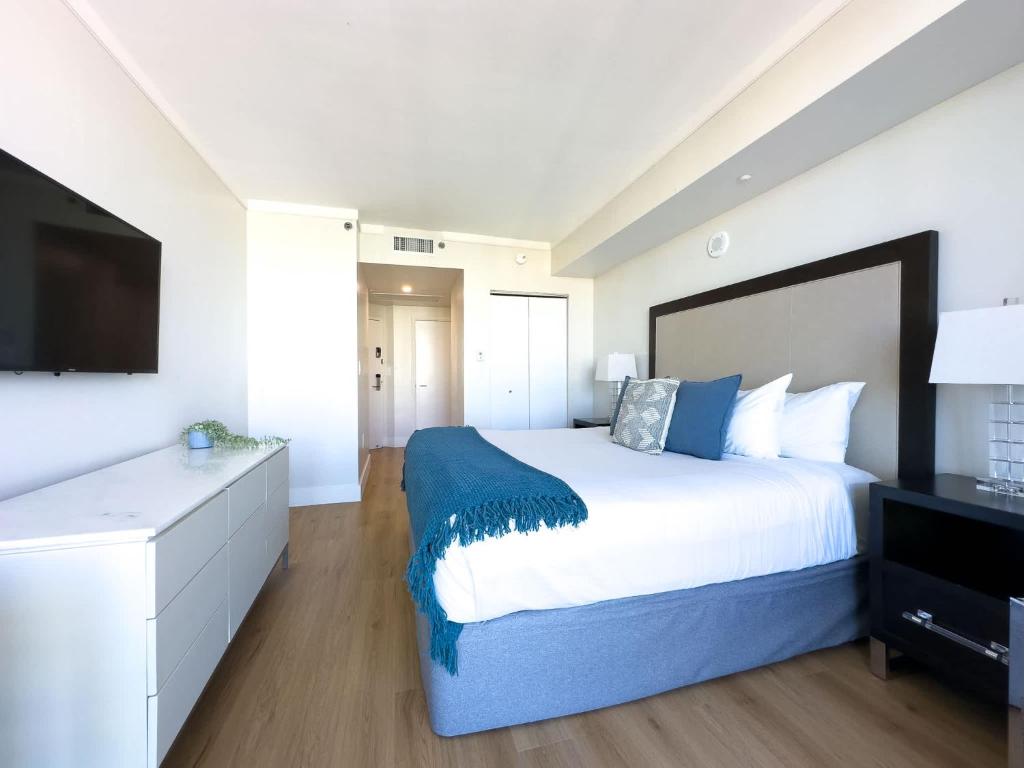 MVR Balcony Suite You will Want to Book Fast - Image 6