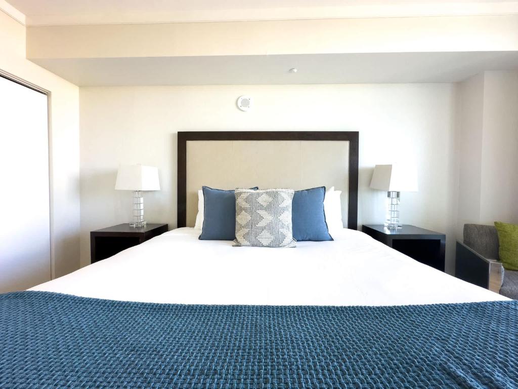 MVR Balcony Suite You will Want to Book Fast - Image 5