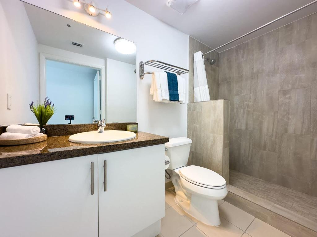 suite with amazing bayfront views - Image 7