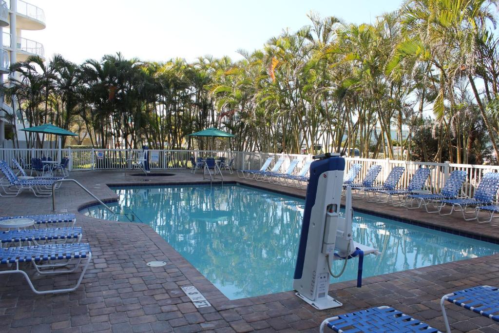 Hot Tub (Jacuzzi) - Photo 2