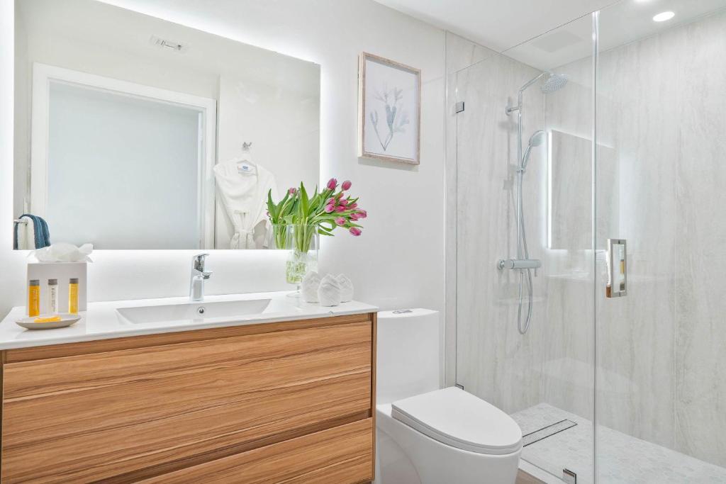 MVR Suite The Secret to Luxury Living Is Right Here - Image 5